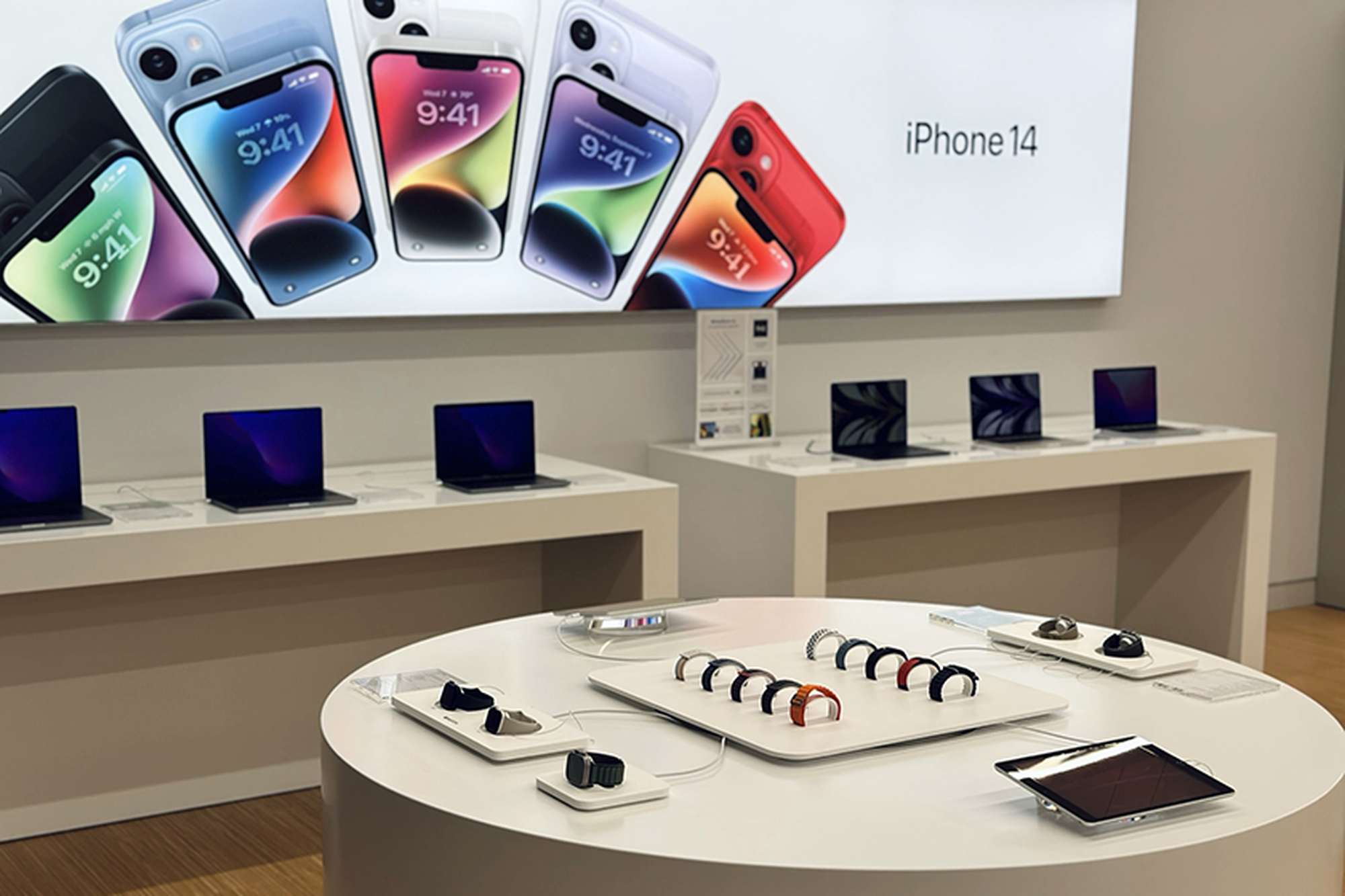 iStores - Apple Premium Partner – iPhone, iPad, Mac, Apple Watch, AirPods